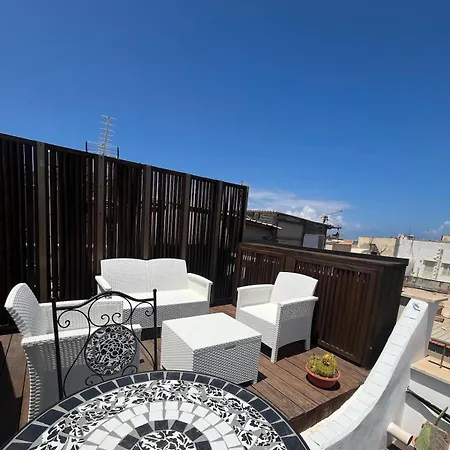 Palazzo Giardinello * Trapani